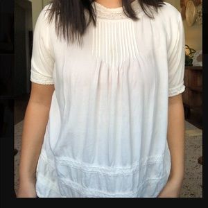 Cute white flowy shirt